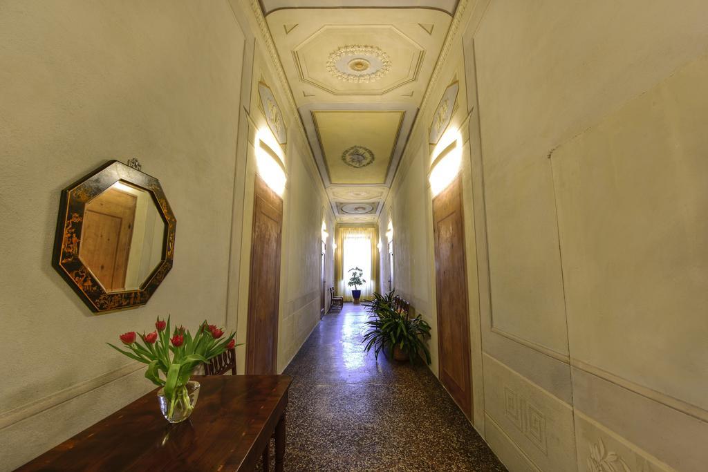Torre Dei Lari Residenza D'Epoca Bed and Breakfast Φλωρεντία Εξωτερικό φωτογραφία