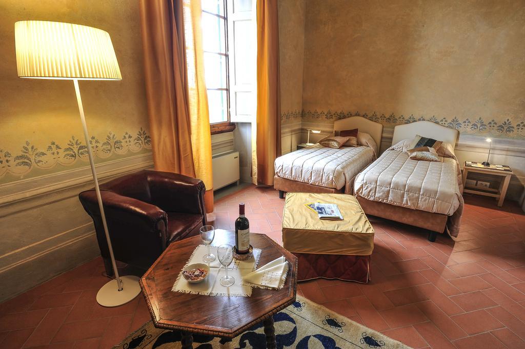 Torre Dei Lari Residenza D'Epoca Bed and Breakfast Φλωρεντία Δωμάτιο φωτογραφία
